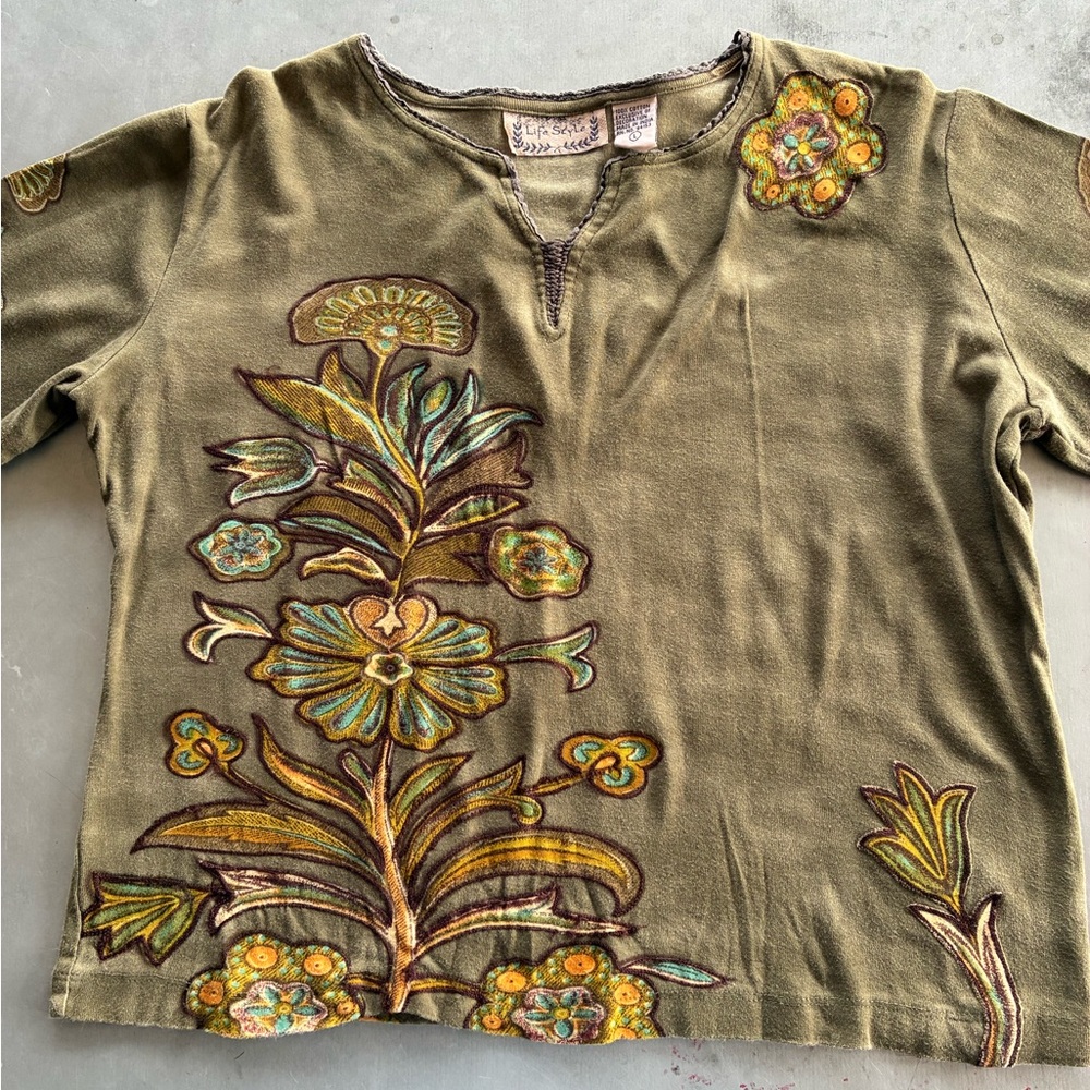 Floral Embroidered Short Sleeve Tee - Olive Green